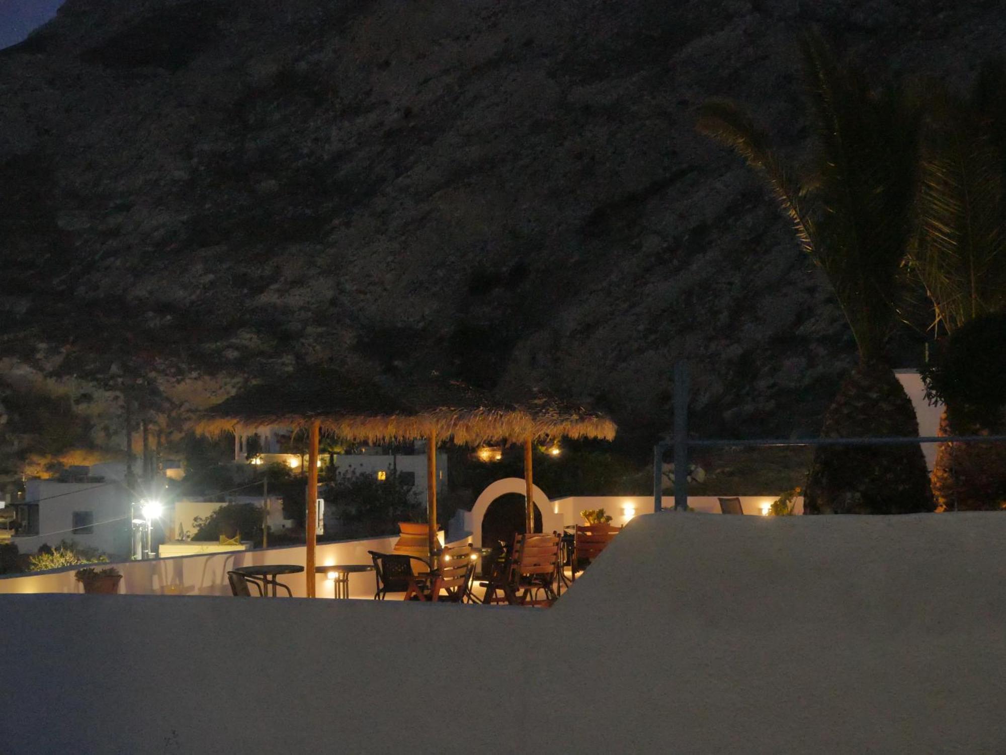 Ancient Thera Studios Kamari&Swimming Pool Exterior foto