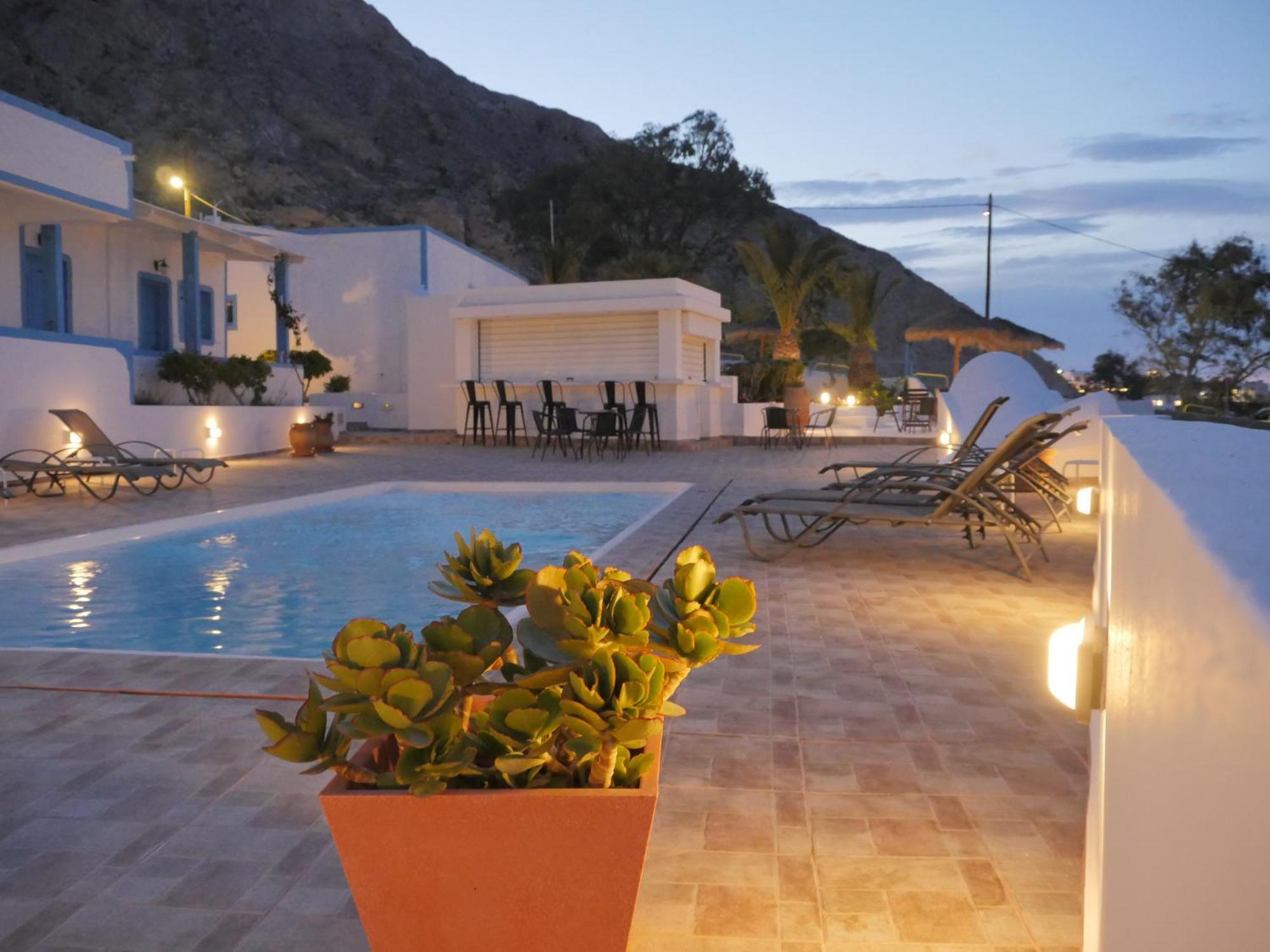 Ancient Thera Studios Kamari&Swimming Pool Exterior foto