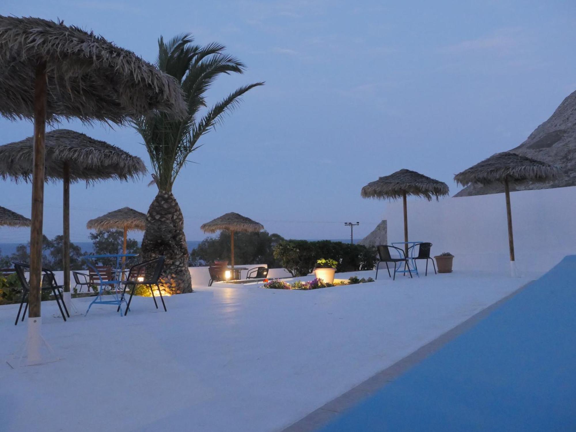 Ancient Thera Studios Kamari&Swimming Pool Exterior foto