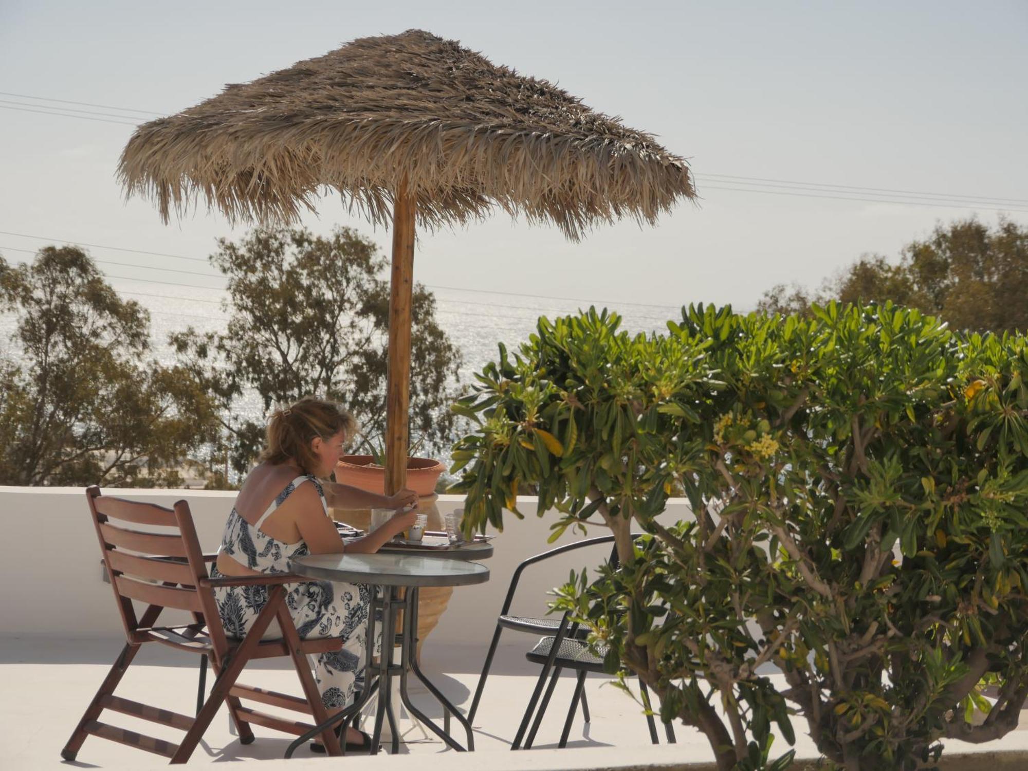 Ancient Thera Studios Kamari&Swimming Pool Exterior foto