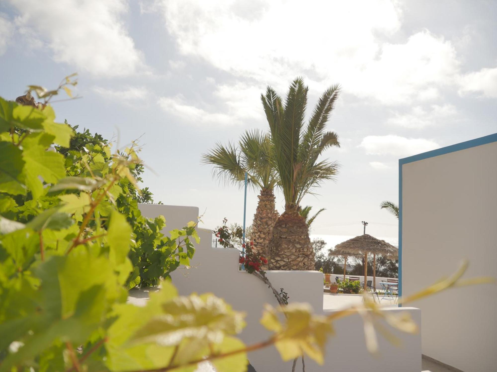 Ancient Thera Studios Kamari&Swimming Pool Exterior foto
