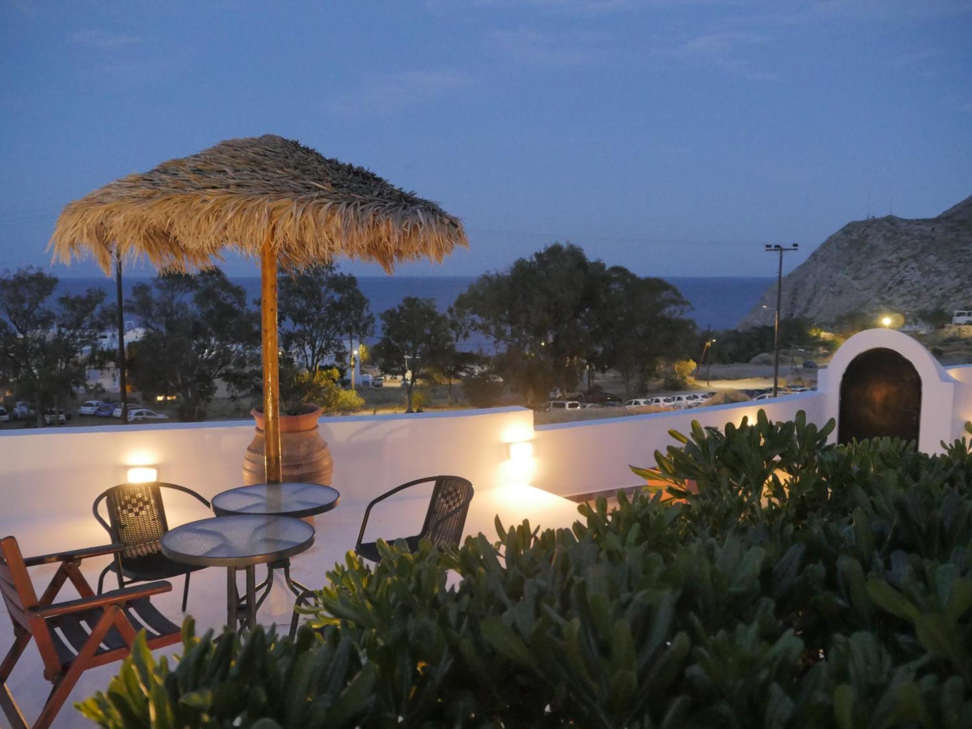 Ancient Thera Studios Kamari&Swimming Pool Exterior foto